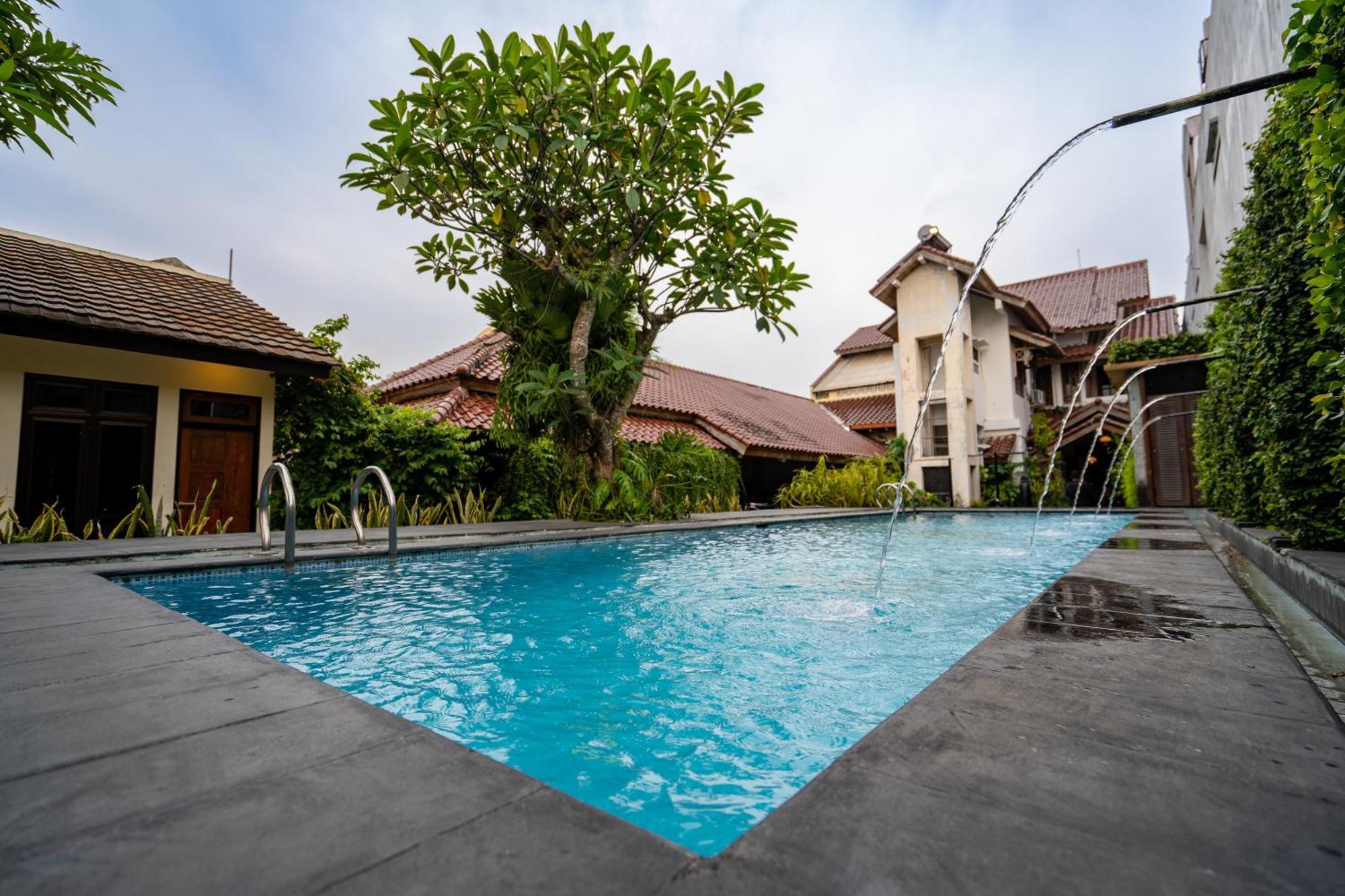 D Ajenk Boutique Guesthouse Kejayan Exterior foto